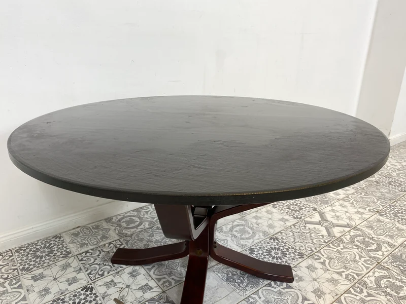 WMK Formschöner skandinavischer Designercouchtisch Falcon von Sigurd Ressel für Vatne Møbler mit seltener Tischplatte aus Schiefer
