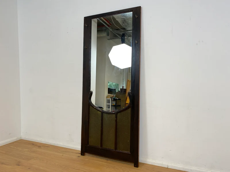 WMK Sehr gelungenes Upcycling einer antiken Tür aus vollem Holz zur schöner Flurgarderobe mit großem Spiegel & Kleiderhaken aus Messing