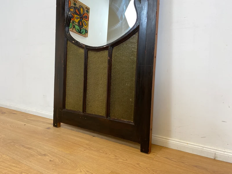 WMK Sehr gelungenes Upcycling einer antiken Tür aus vollem Holz zur schöner Flurgarderobe mit großem Spiegel & Kleiderhaken aus Messing