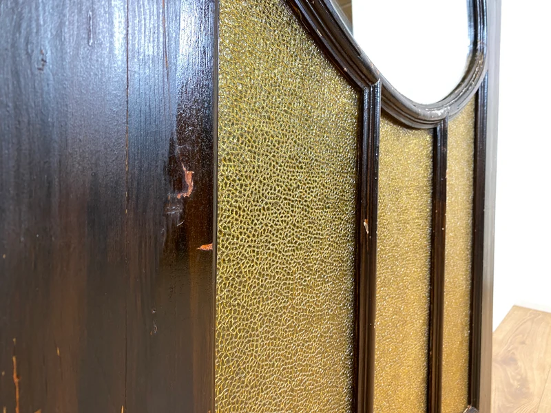 WMK Sehr gelungenes Upcycling einer antiken Tür aus vollem Holz zur schöner Flurgarderobe mit großem Spiegel & Kleiderhaken aus Messing