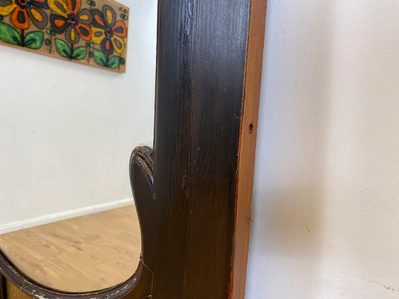 WMK Sehr gelungenes Upcycling einer antiken Tür aus vollem Holz zur schöner Flurgarderobe mit großem Spiegel & Kleiderhaken aus Messing