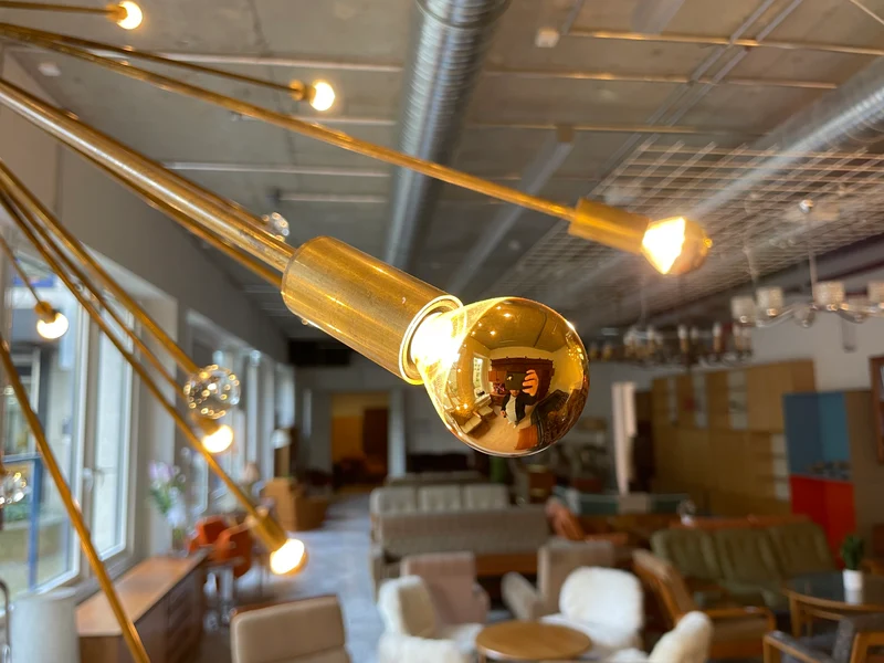 WMK Der Designklassiker! Berühmter und vollfunktionsfähiger Space Age Kronleuchter "Sputnik" in größter Ausführung (Ø150cm) aus Messing mit Murano Glaskugeln