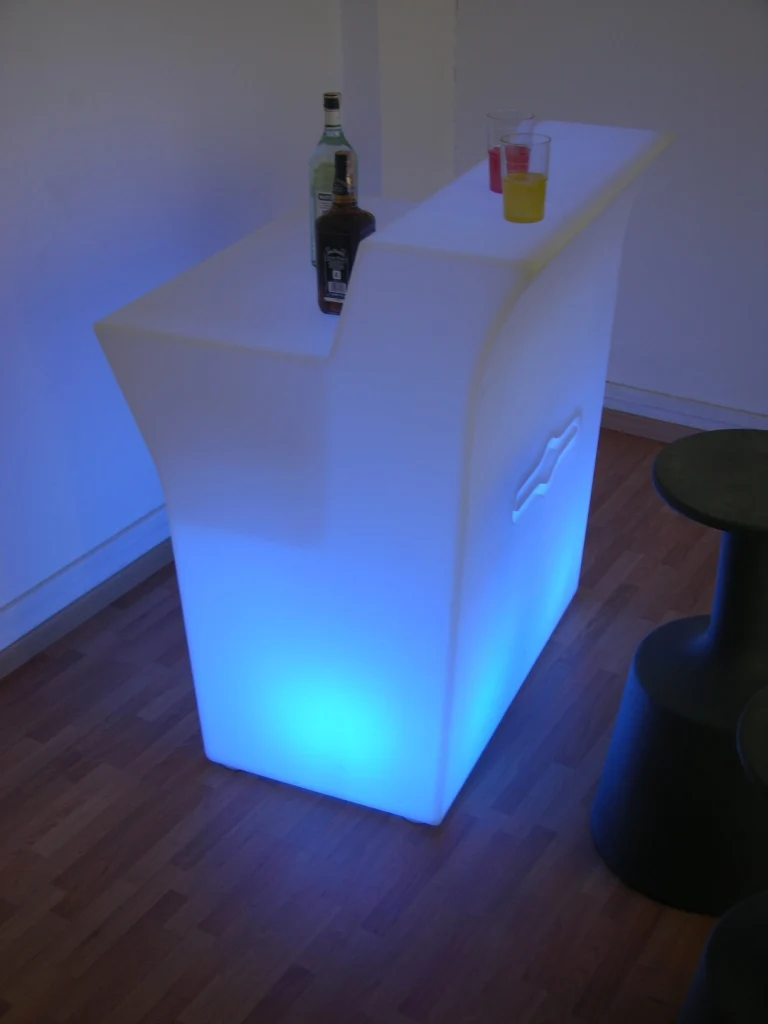 Designer Bartheke mit Beleuchtung