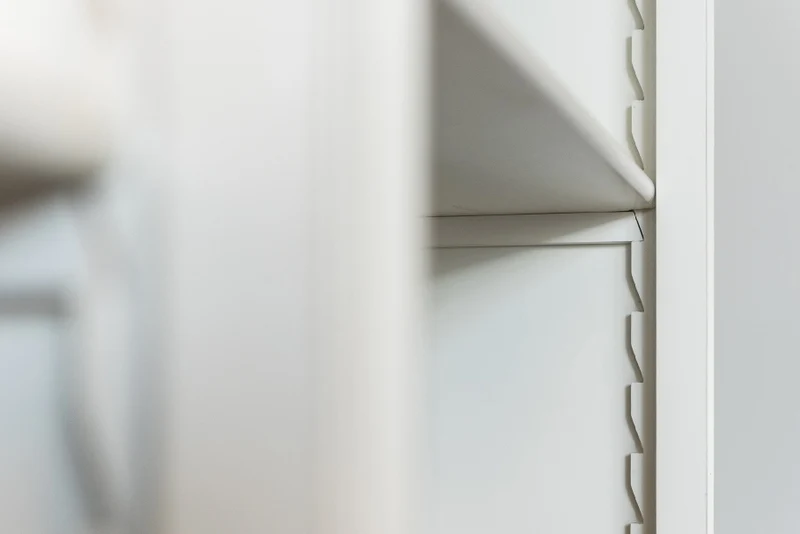 Bücherschrank schwarz Landhausstil, Schrank schwarz Landhaus, Breite 300 cm