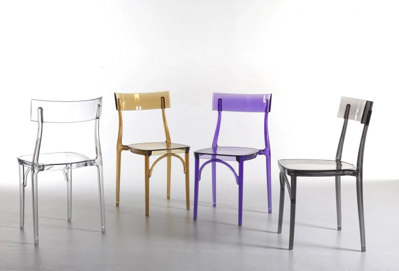 Design Stuhl Classic, Farbe transparent
