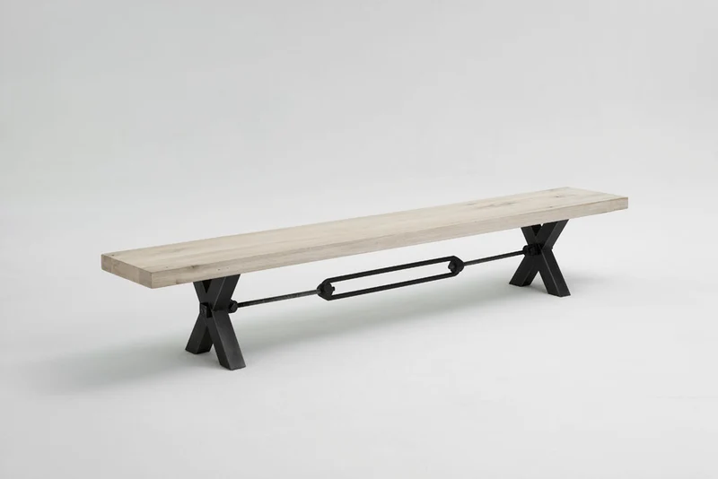 Bank aus Eiche massiv und Metall, Sitzbank im Industriedesign, Maße 220 x 40 cm