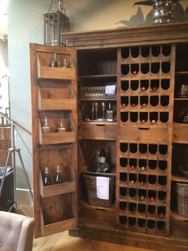 Weinschrank Massivholz, Weinregal Holz im Landhausstil