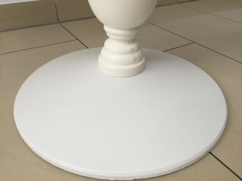 Barocktisch weiß, Tisch rund weiß , Bistrotisch rund weiß, Durchmesser 60-80 cm