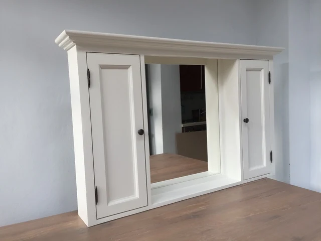 Spiegelschrank weiß Massivholz, Badezimmer Spiegel weiß im Landhausstil, Maße 131 x 80 cm