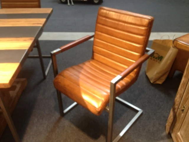 Stuhl mit Armlehne cognac, Freischwinger cognac Leder