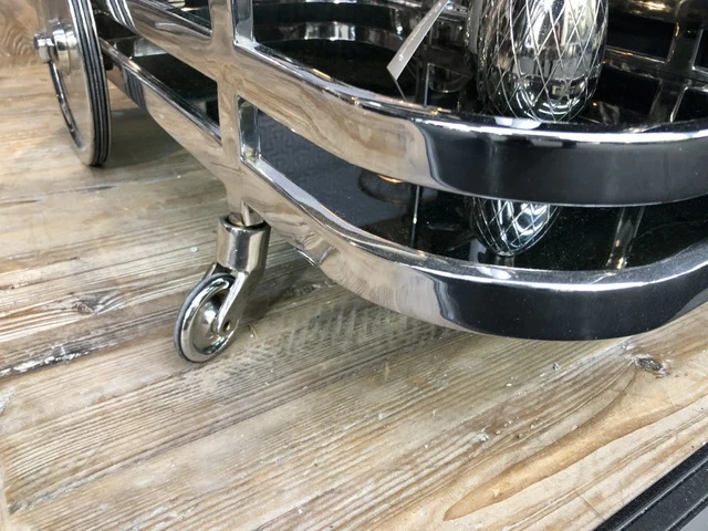 Servierwagen Silber Glas, Servierwagen verchromt Metall Glas, Breite 76 cm