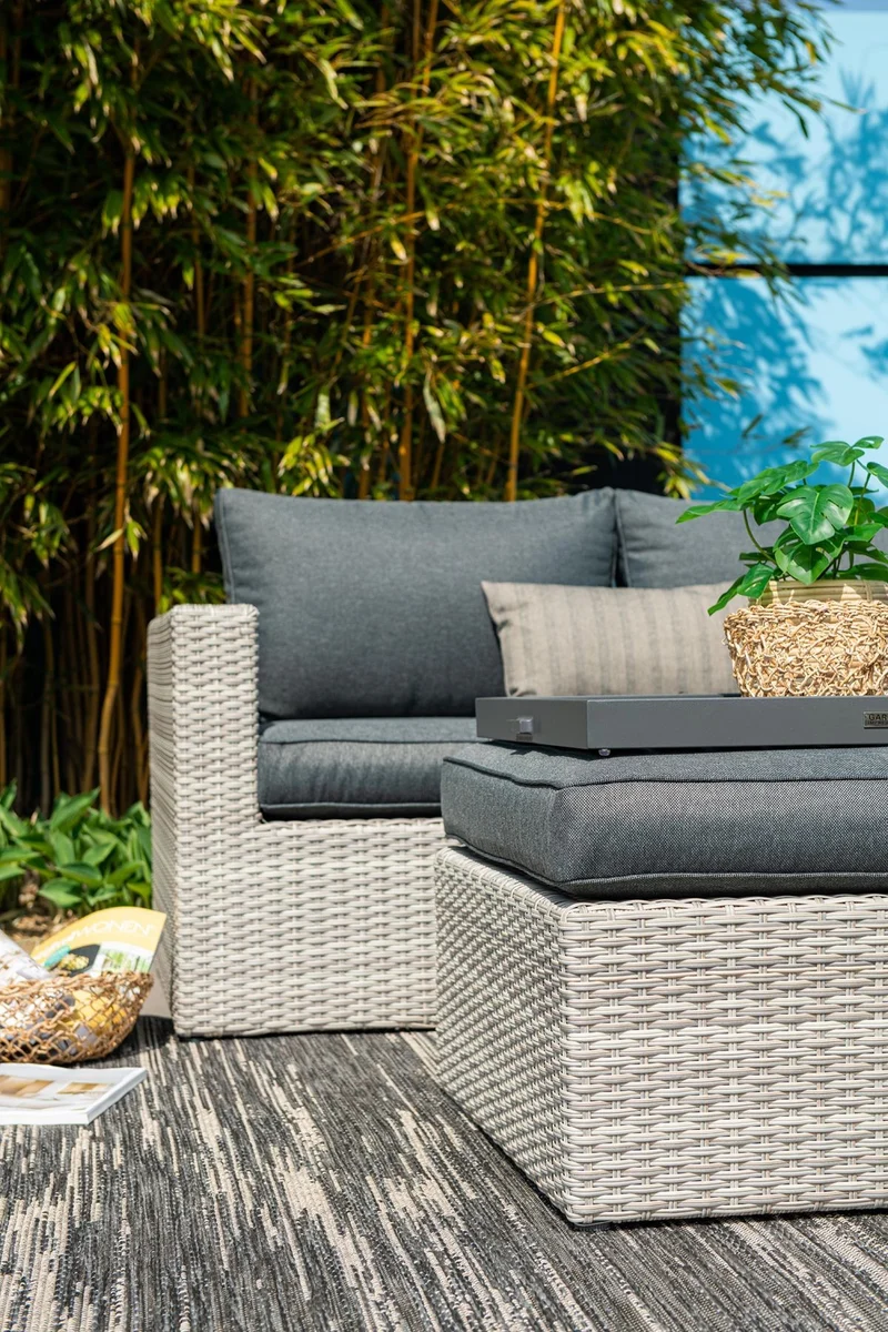 Loungesofa grau 4-teilig, Maße 240x240 cm (Ausverkauft)