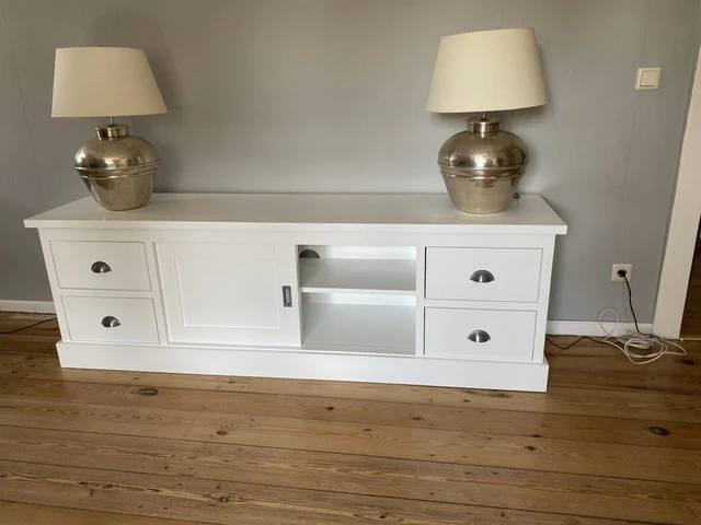 TV Schrank weiß Landhaus , Lowboard weiß mit Schiebetüren, Breite 200 cm
