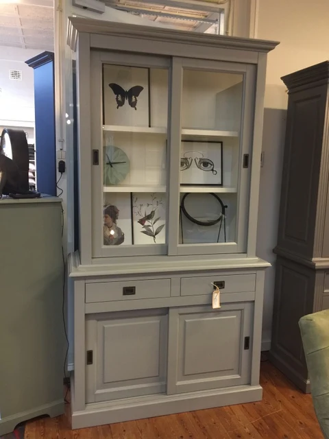 Vitrine grau Landhaus, Geschirrschrank grau Landhaus, Vitrinenschrank grau Landhausstil, Breite 126 cm
