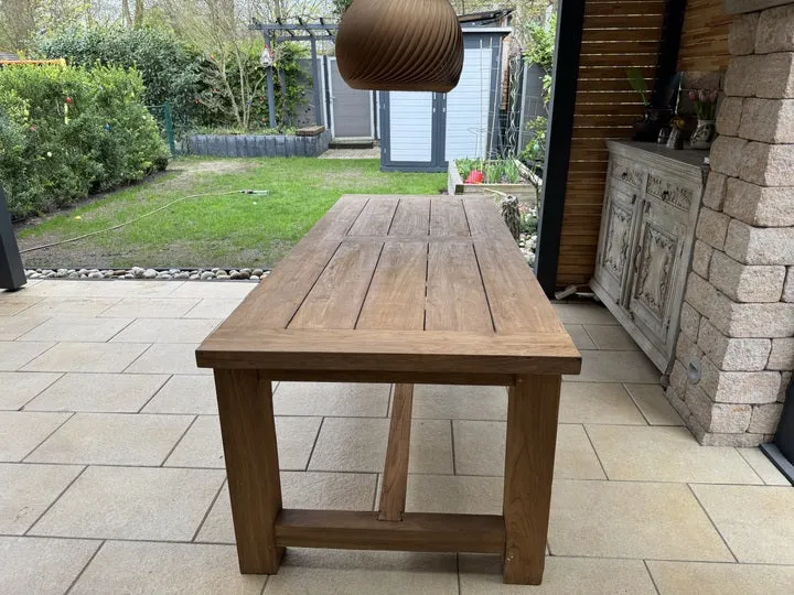 Gartentisch Landhaus, Esstisch Massivholz, Tisch Holz massiv, Länge 260 cm