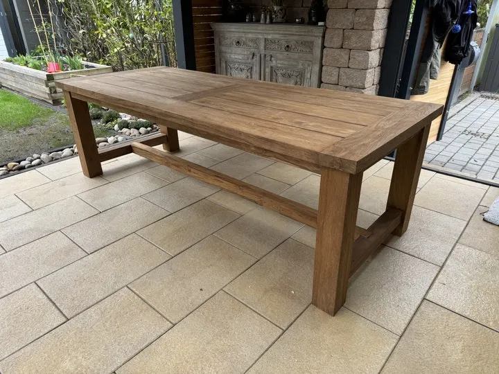 Gartentisch Landhaus, Esstisch Massivholz, Tisch Holz massiv, Länge 250 cm