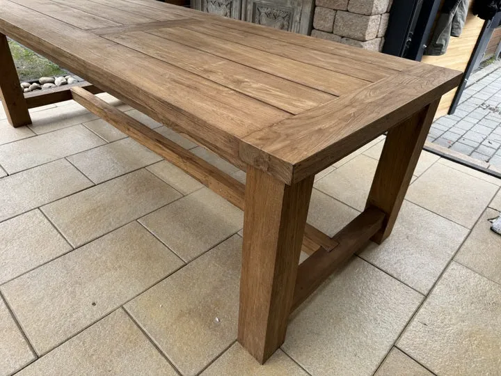Gartentisch Landhaus, Esstisch Massivholz, Tisch Holz massiv, Länge 250 cm