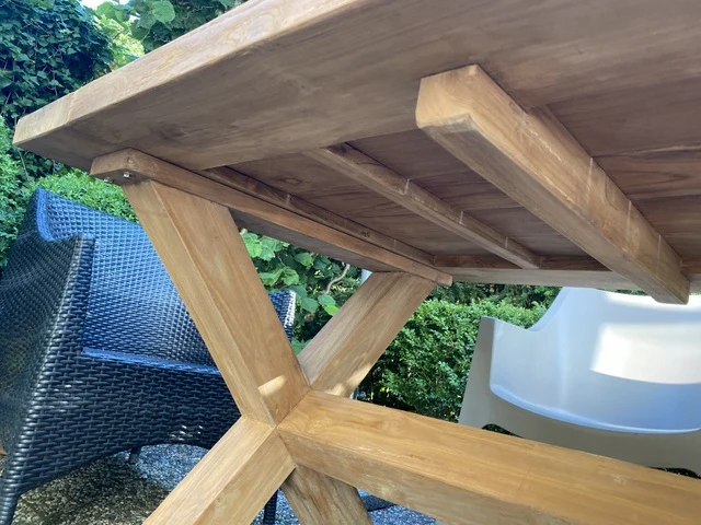 Gartentisch Landhaus , Esstisch Massivholz, Tisch Holz massiv, Länge 240 cm