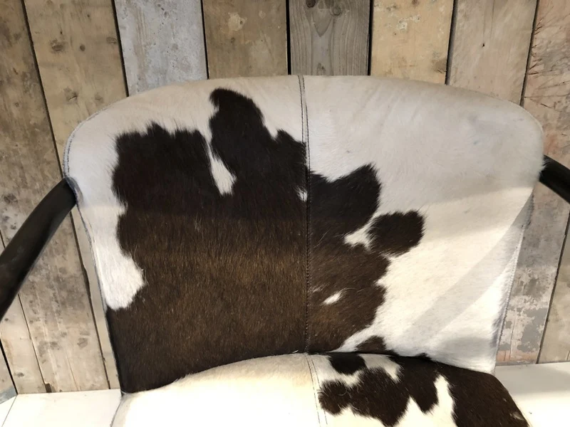 Barstuhl Kuhfell schwarz-weiß-braun Industriedesign, Barstuhl Industriedesign , Sitzhöhe 65 cm