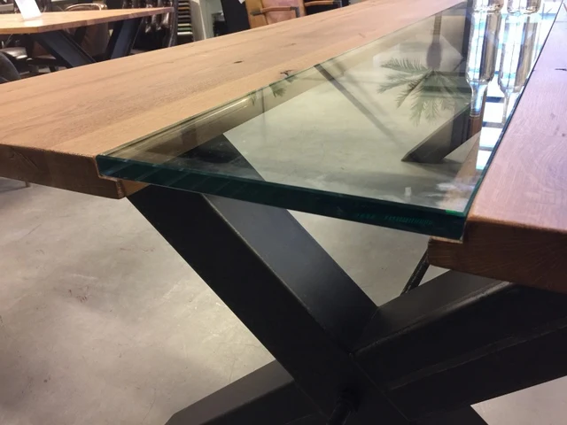 Esstisch Eiche Tischplatte, Tisch Glas-Massivholz Tischplatte Industriedesign, Tischgestell Metall, Maße 220 x 100 cm