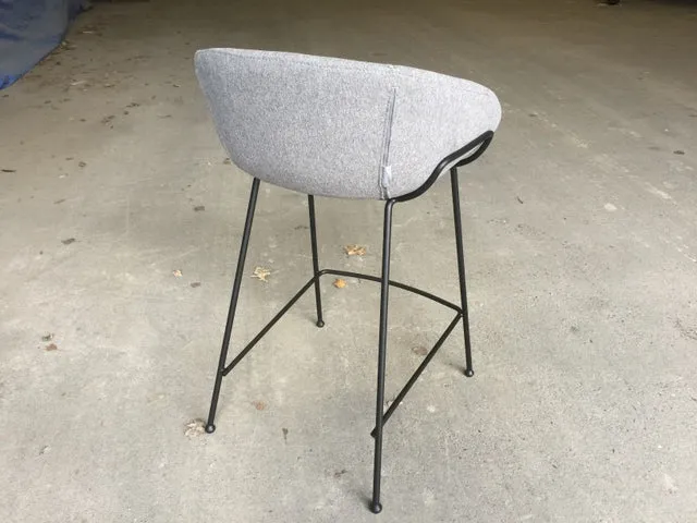 Barstuhl gepolstert Metall-Gestell, Barstuhl grau, Sitzhöhe 76 cm