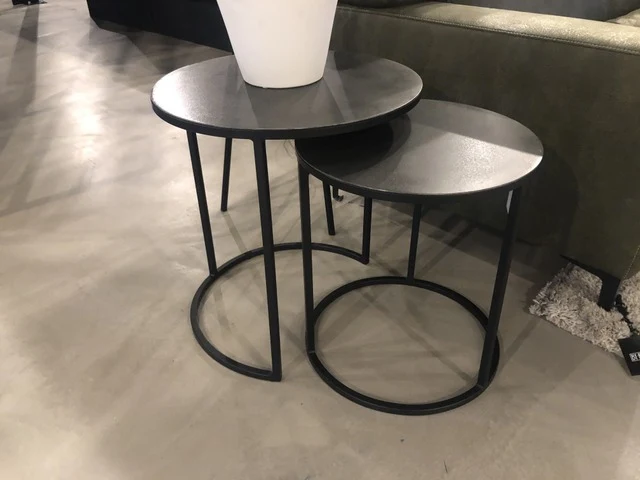 Beistelltisch rund grau, 2er Set runder Beistelltisch, Beistelltisch grau-schwarz, Durchmesser 41-49 cm