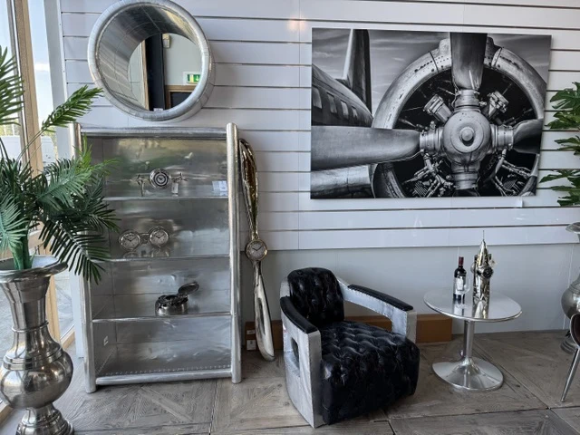 Sessel Aircraft, Ledersessel schwarz, Sessel Silber-schwarz, Sessel Chesterfield schwarz