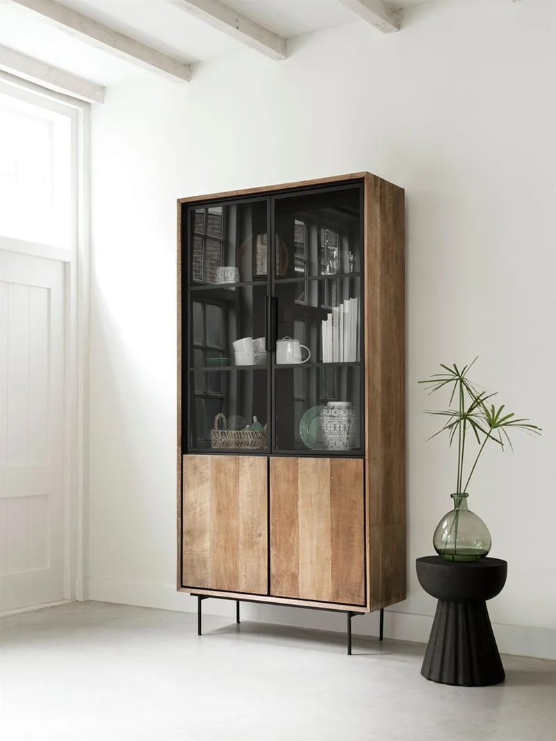 Vitrine Massivholz, Vitrinenschrank Metall-Türen, Geschirrschrank Metall Holz, Breite 100 cm