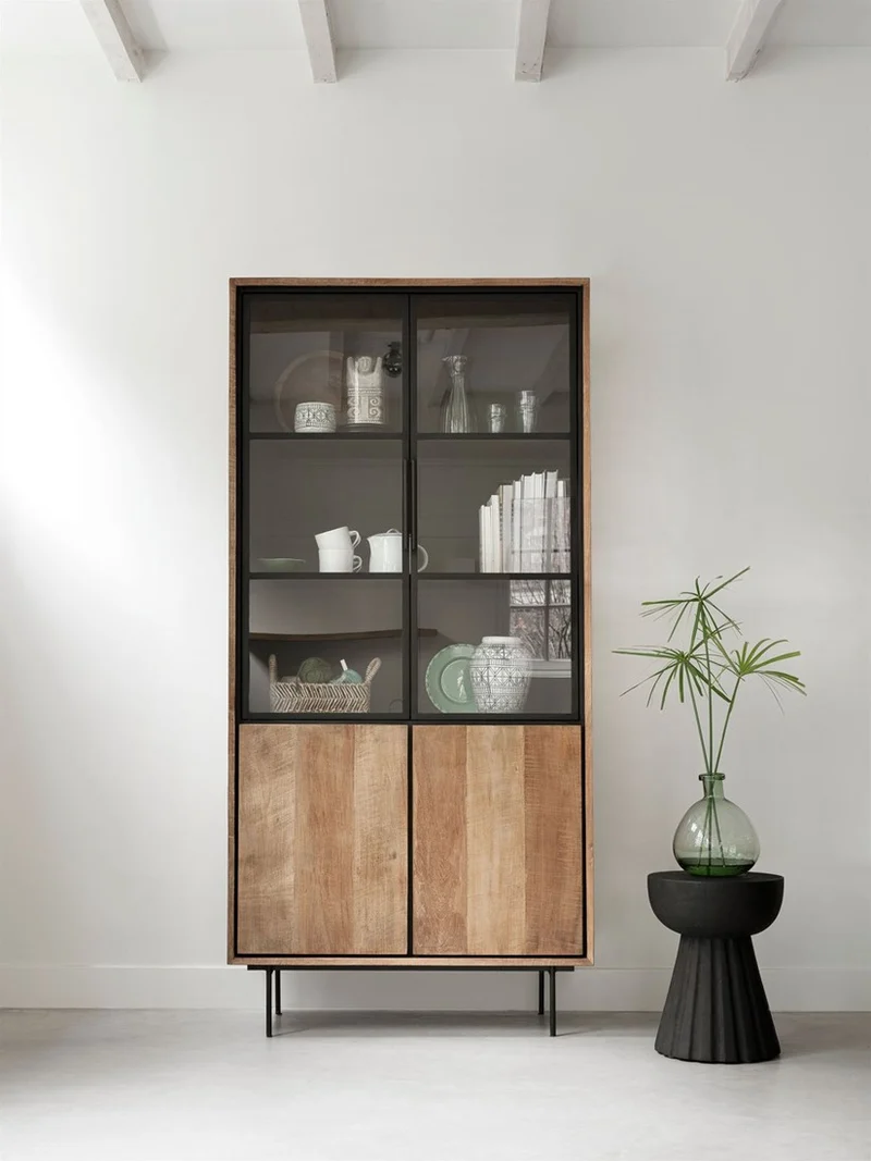 Vitrine Massivholz, Vitrinenschrank Metall-Türen, Geschirrschrank Metall Holz, Breite 100 cm