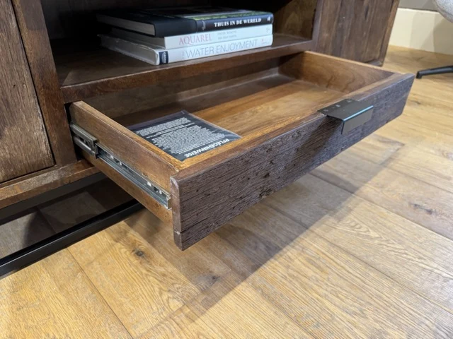 TV Schrank Altholz braun, Fernsehschrank schwarz Metall, Breite 180 cm