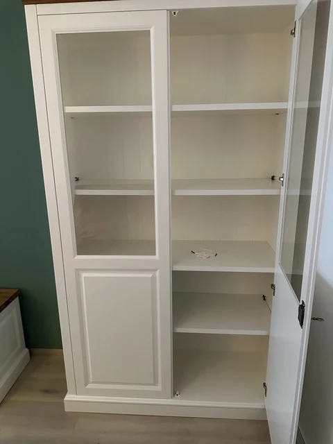 Vitrine weiß Eiche, Schrank weiß Eiche, Geschirrschrank weiß Landhausstil, Breite 128 cm
