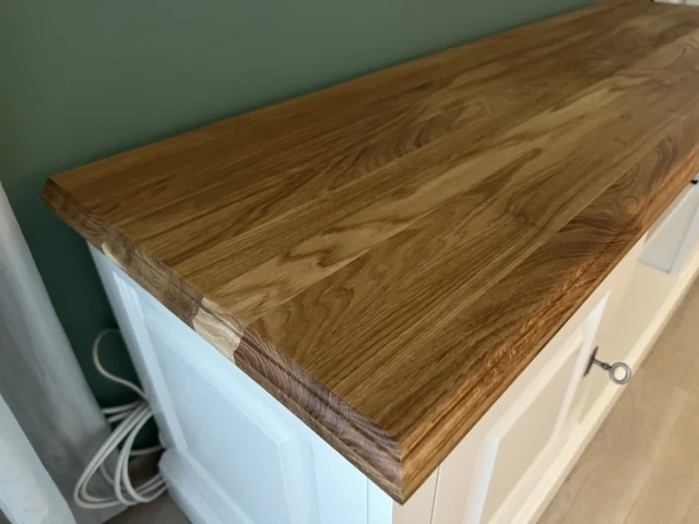 Vitrine weiß Eiche, Schrank weiß Eiche, Geschirrschrank weiß Landhausstil, Breite 128 cm