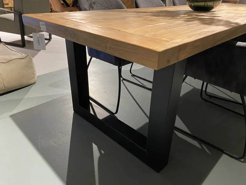 Tisch oval Teak-Tischplatte, ovaler Esstisch Metall-Gestell, Esstisch Teak, Breite 240 cm