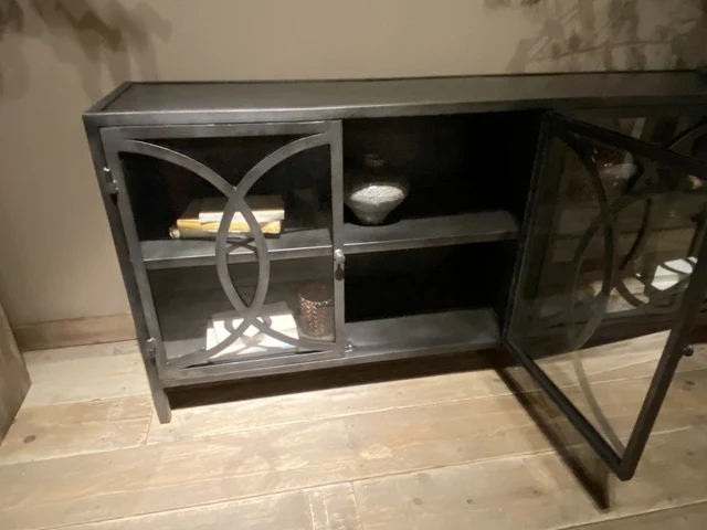 Sideboard schwarz Metall-Glas, Anrichte schwarz Metall, Breite 200 cm