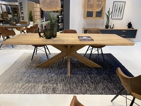 Esstisch massiv Eiche, Tisch Gestell aus Massivholz, Tisch Eiche massiv, Maße 220 x 105 cm
