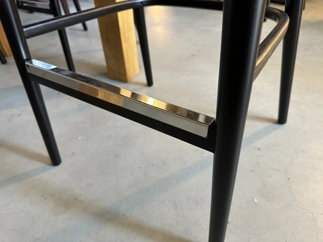 Barstuhl Sand, Barstuhl Gestell schwarz, Sitzhöhe 75 cm