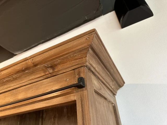 Vitrine Naturholz-braun Teakholz, Wohnzimmerschrank Massivholz, Breite 150 cm