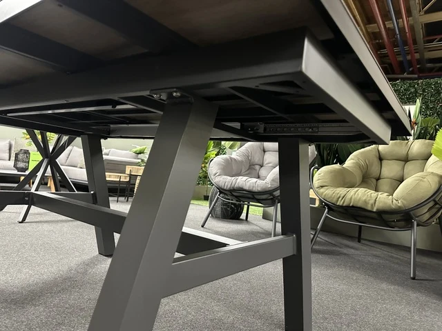 Gartentisch ausziehbar anthrazit, Esstisch anthrazit-grau, Gartentisch anthrazit, Länge 243-303 cm