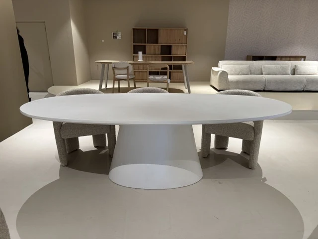 Esstisch weiß oval, ovaler Esstisch weiß, Tisch weiß. Länge 200 cm