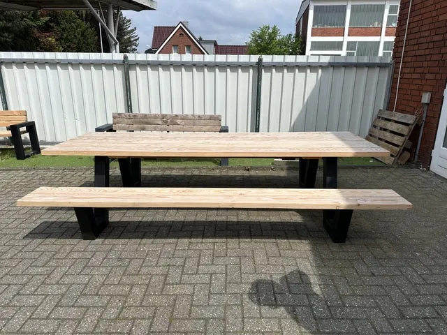 Gruppensitzbank Naturholz-schwarz, Sitzgruppe schwarz, Picknick Sitzgruppe Massivholz, Gartentisch mit Bank Holz, Picknickbank Holz, Länge 350 cm