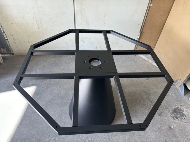 Tischgestell schwarz für einen runden Tisch, Tischfuß schwarz, Tischgestell schwarz rund, Breite 55-110 cm