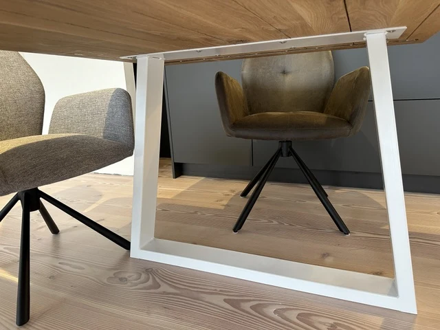 Esstisch Eiche massiv Tischplatte, Tisch weiß Metall-Gestell , Esstisch Eiche massiv, Länge 220 cm