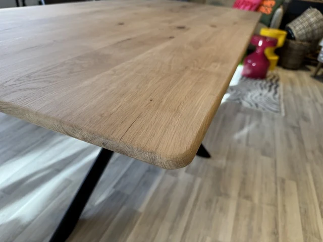 Esstisch Eiche massiv, Tisch Eiche Metall Tischgestell, Länge 200 cm