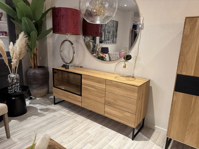 Sideboard Eiche massiv, Anrichte mit Glastür Eiche, Breite 180 cm