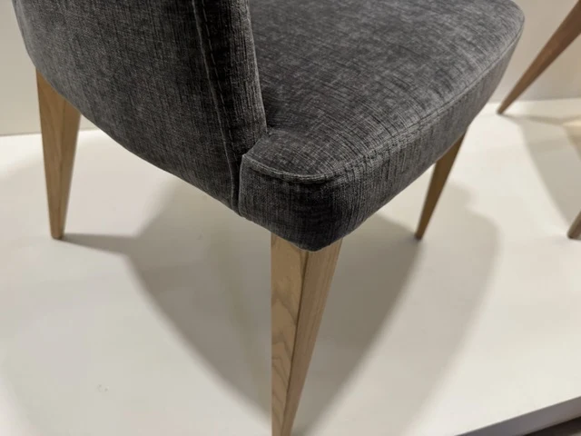 Stuhl grau Holzbeine Naturholz-Farbe, Esszimmerstuhl grau mit Armlehne