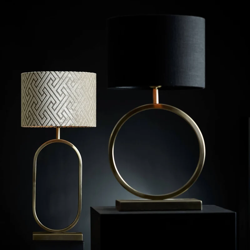 Tischleuchte Gold matt, Lampenfuß Gold für Lampenschirm, Tischlampe Kreis Gold, Höhe 42 cm