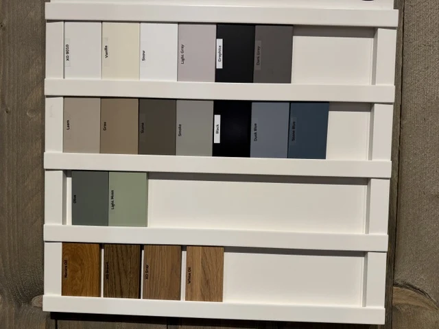 Vitrine grau mit LED Beleuchtung, Geschirrschrank hellgrau, Landhaus, Wohnzimmerschrank mit Beleuchtung grau Landhaus, Breite 160 cm