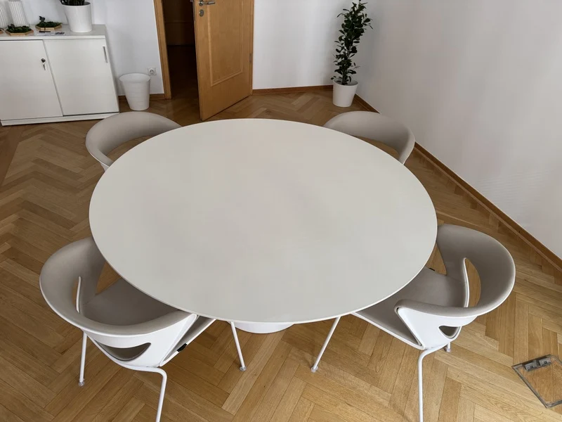 Esstisch rund weiß, runder Esstisch weiß, Tisch weiß, Durchmesser 129 cm
