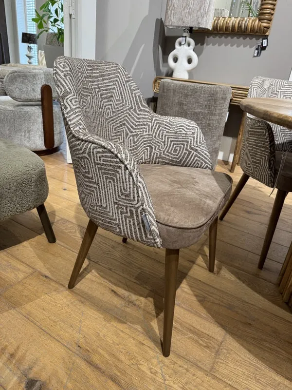 Stuhl taupe-braun