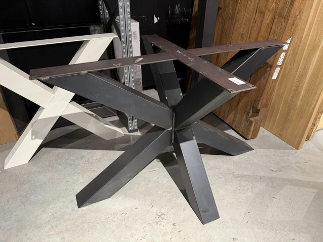 Tischbeine Spider Metall, Tischgestell Metall, Tischfuß Metall, Breite 120 cm